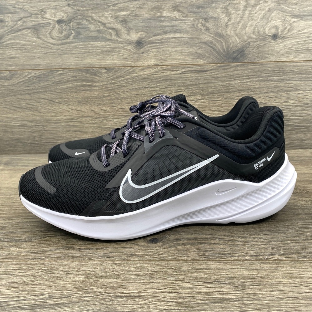 Nike Quest 5 Running Shoes Mens 9.5 Black White DD9291-002 Low Top Mesh Sneakers